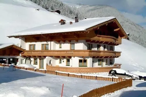 Lexner Maison d'hôtes Tux