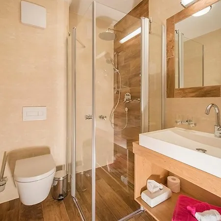 Guest house Lexner